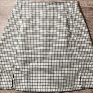 brandy melville cara skirt